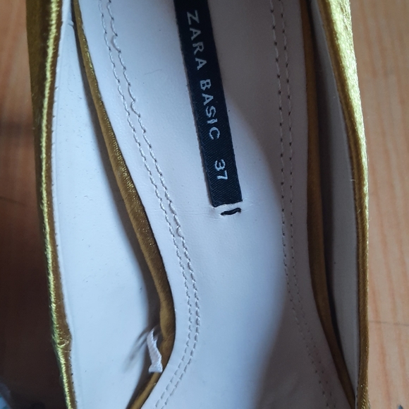 Zara Golden Yellow Satin Pumps - Picture 3 of 5